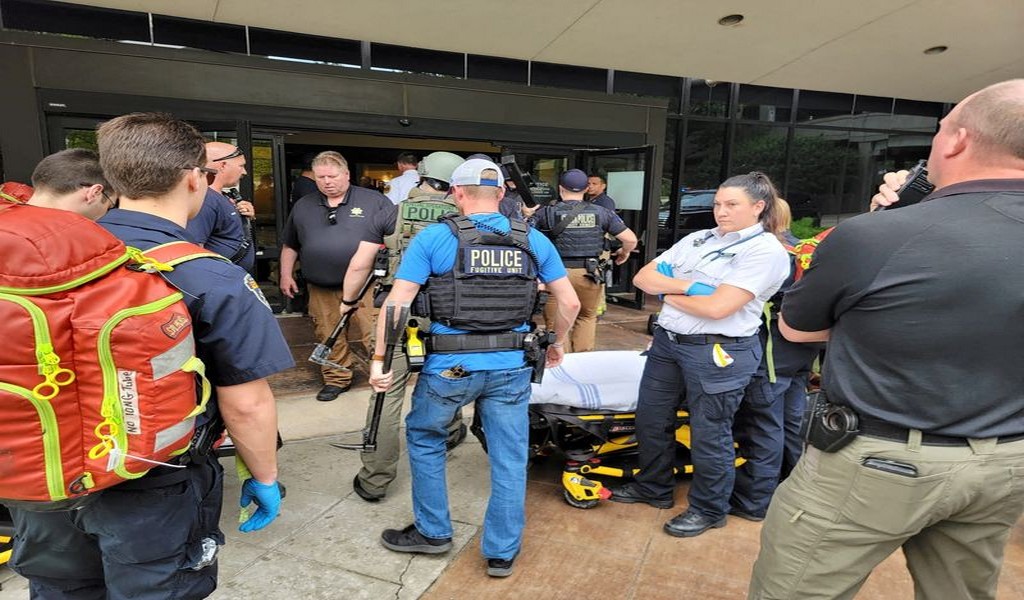Hombre armado que mató a cuatro personas en Oklahoma buscaba a cirujano que lo trató