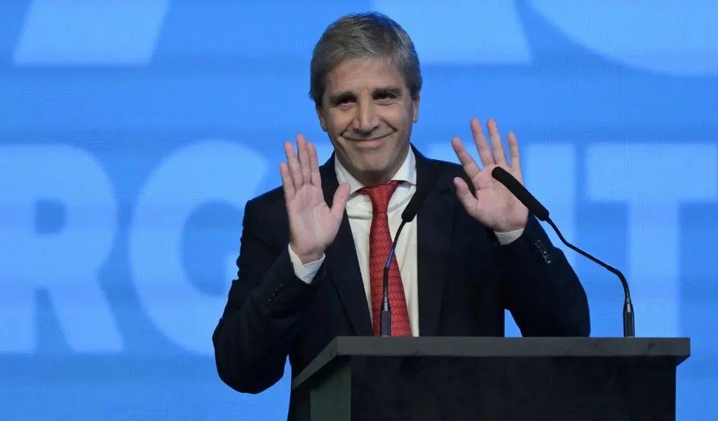 Caputo Compra Tiempo. Las cuentas del presente son las deudas del futuro